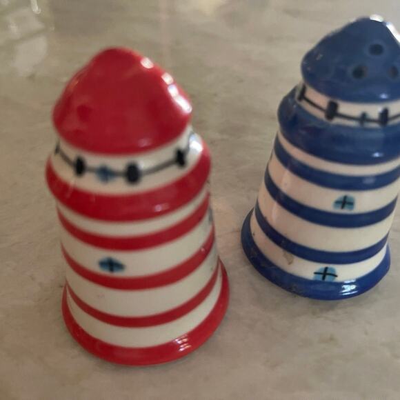 Lighthouse Salt & pepper shakers - Picture 4 of 6